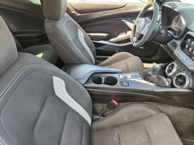 Used 2021 Chevrolet Camaro LT w/ 1LE Track Performance Package image 14