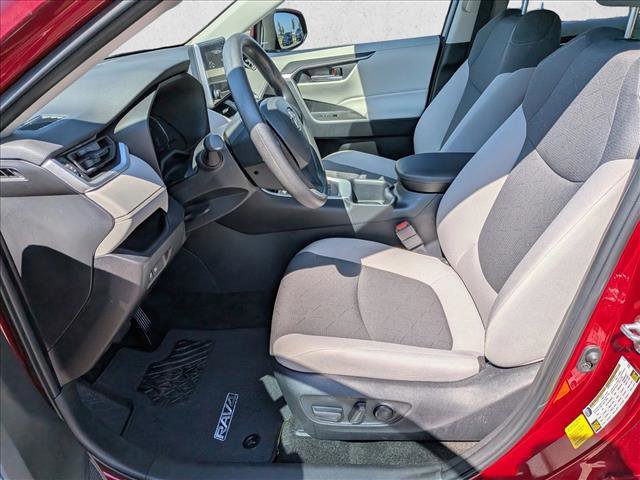 Used 2025 Toyota RAV4 XLE image 16