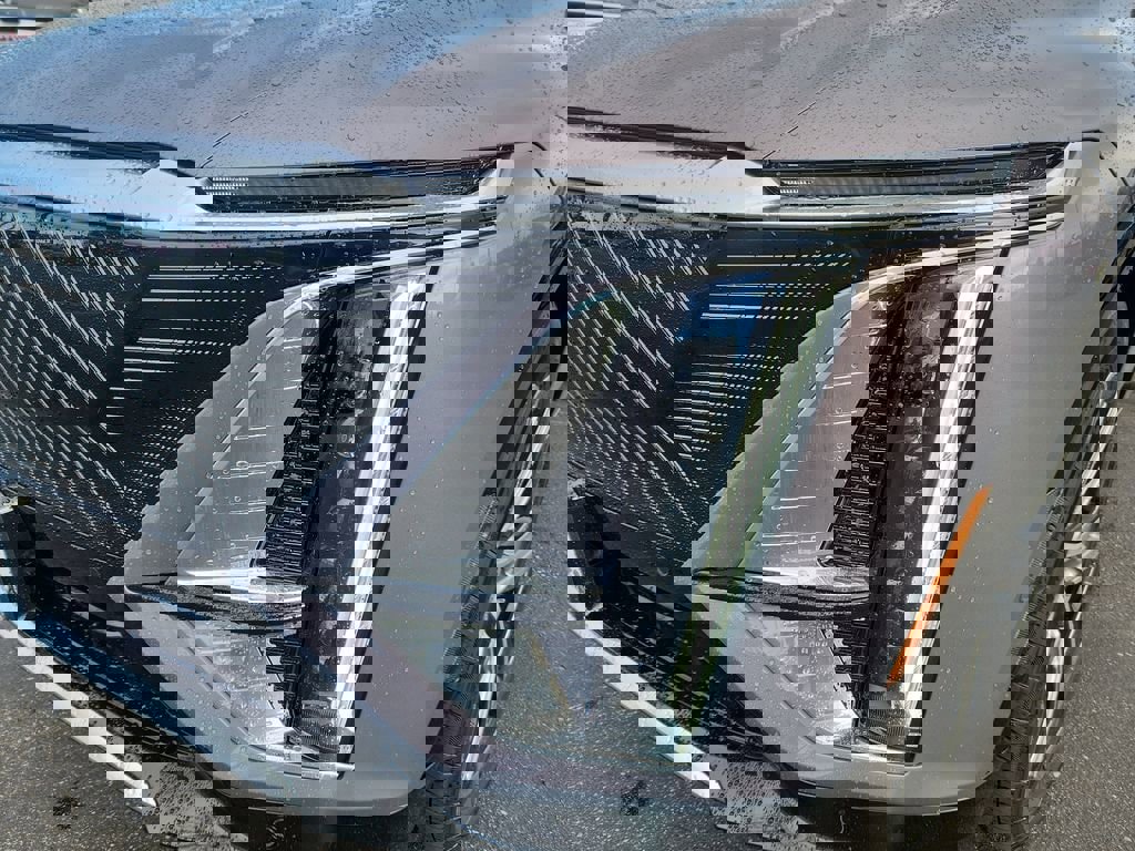 New 2026 Cadillac Lyriq Premium Luxury image 5