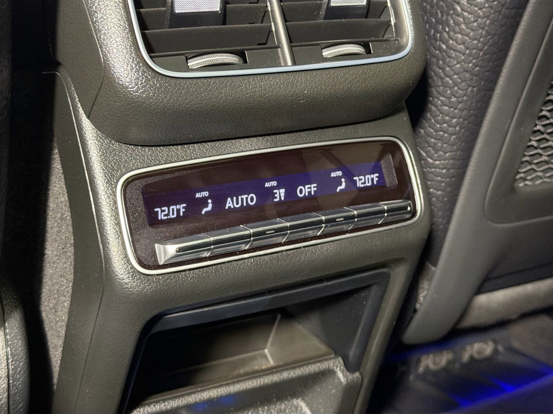 Used 2024 Mercedes-Benz GLE 580 4MATIC image 26