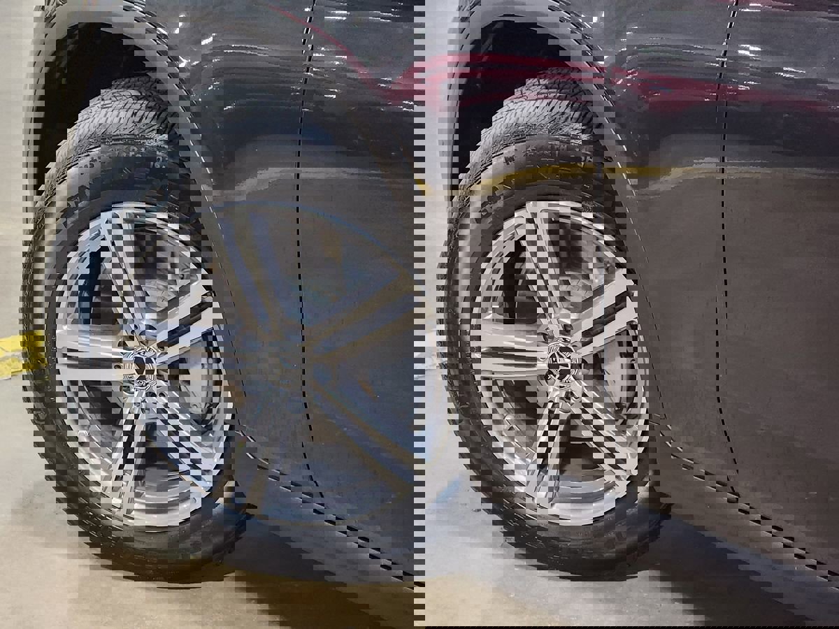 Used 2021 Mercedes-Benz GLC 300 image 23