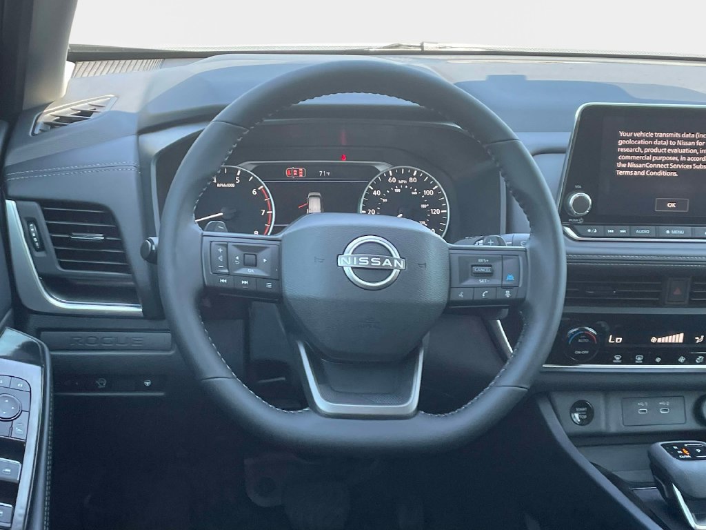 New 2027 Nissan Rogue SV FWD image 17