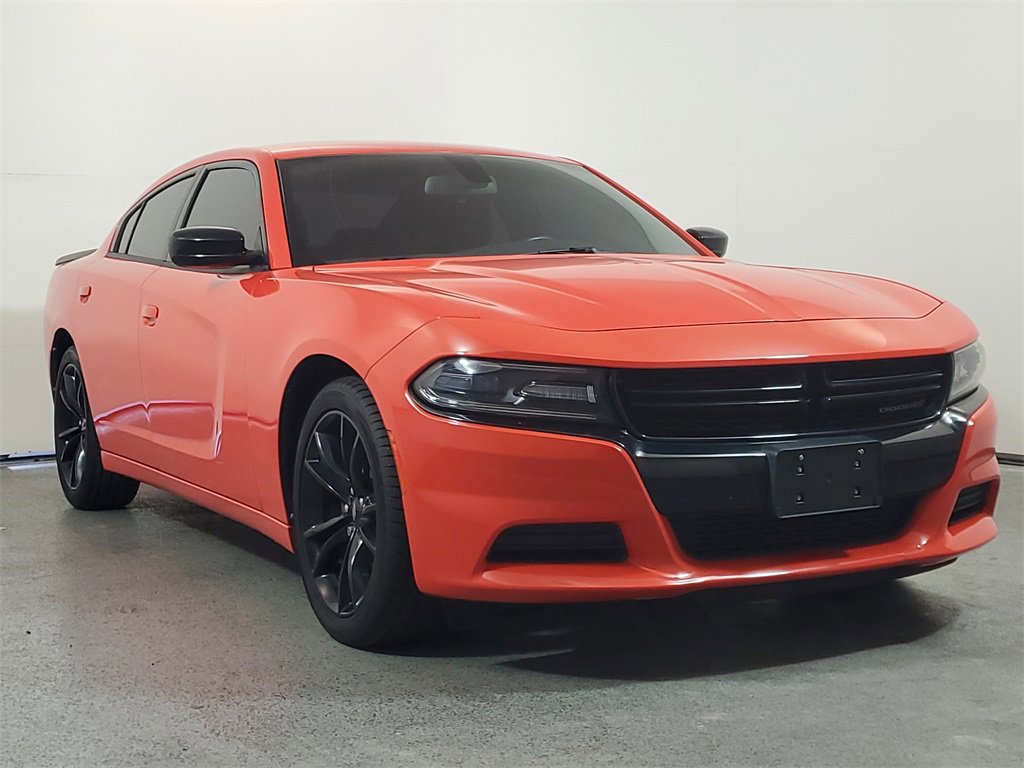 Used 2017 Dodge Charger SE w/ Blacktop Package