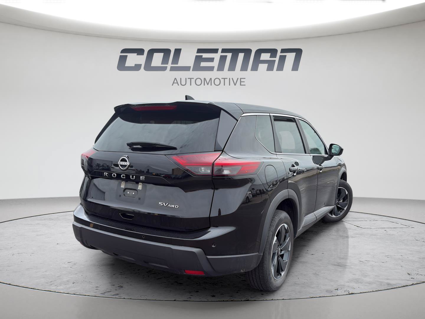 Used 2024 Nissan Rogue SV AWD/4WD image 5