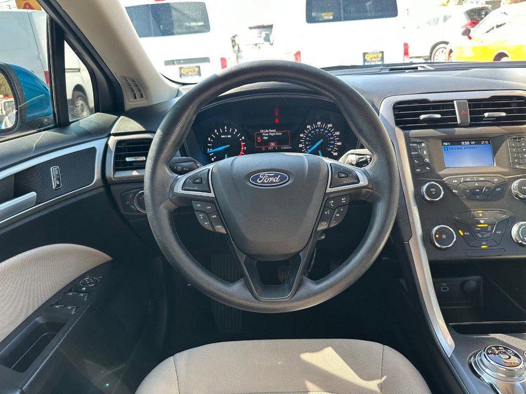 Used 2020 Ford Fusion S image 28