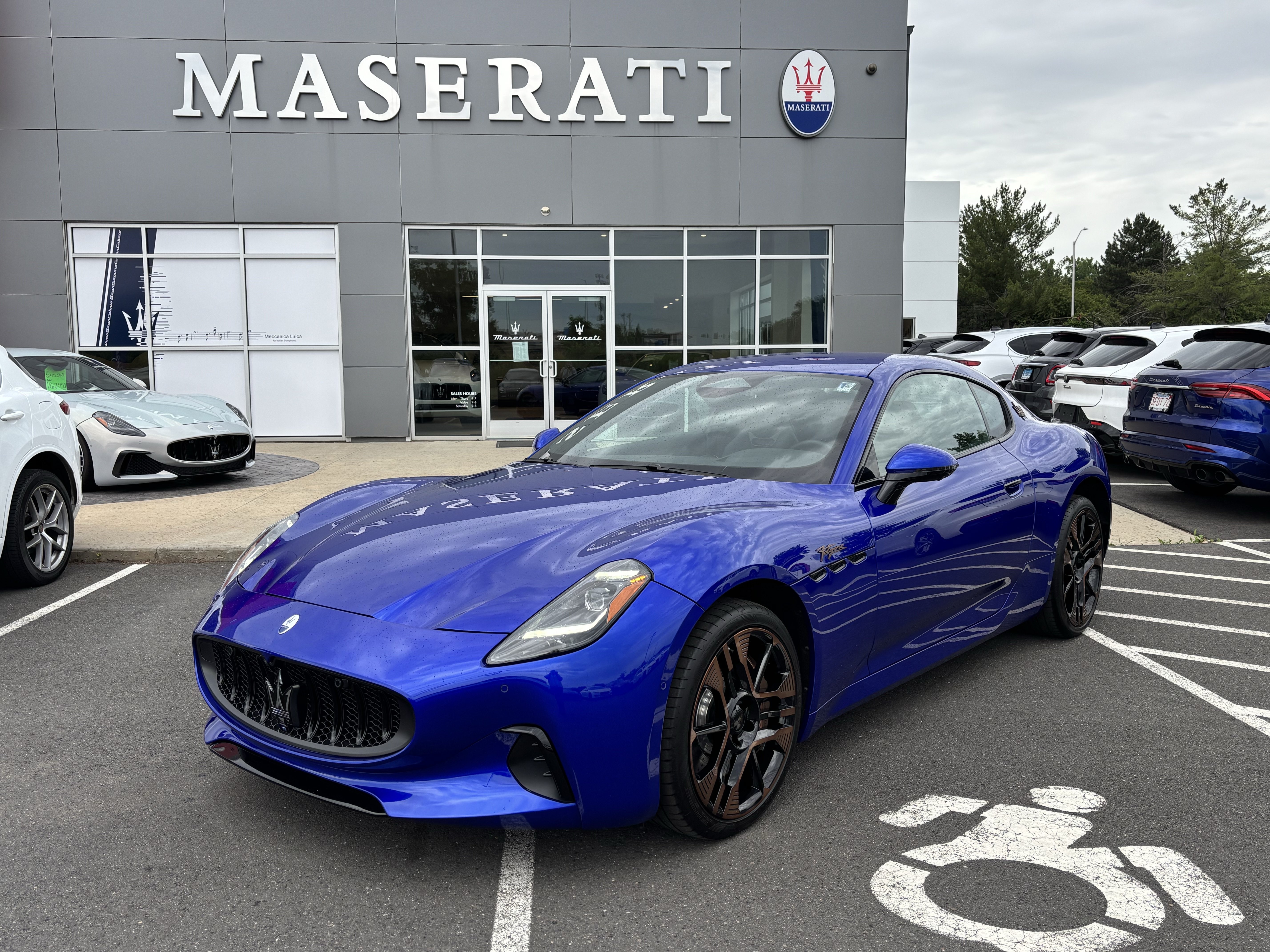 New 2025 Maserati GranTurismo Folgore AWD/4WD image 1