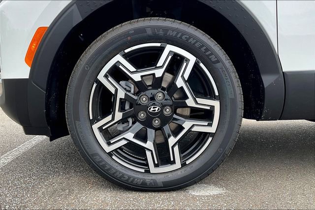 New 2025 Hyundai Santa Cruz Limited image 12