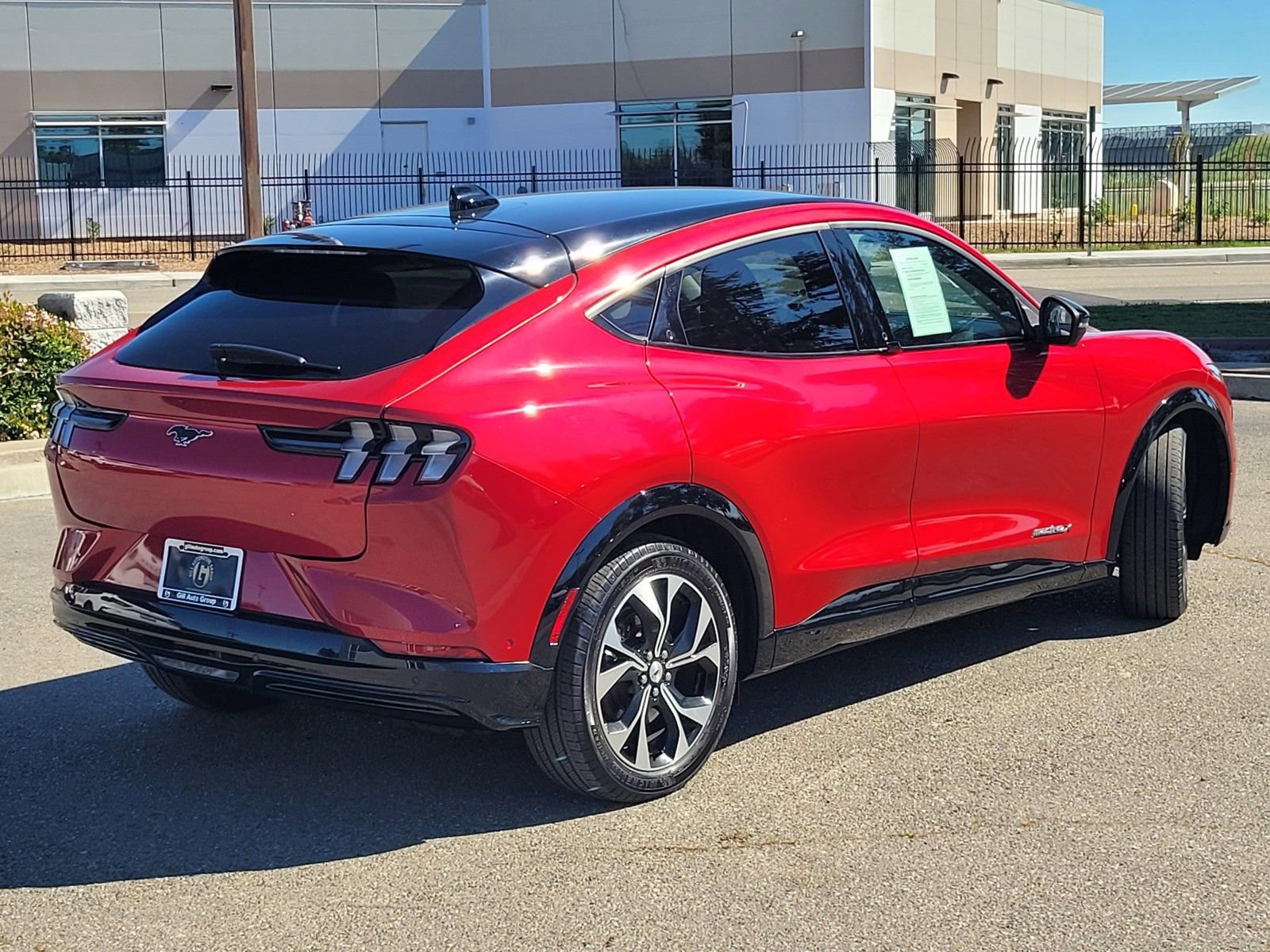 Used 2022 Ford Mustang Mach-E Premium image 4