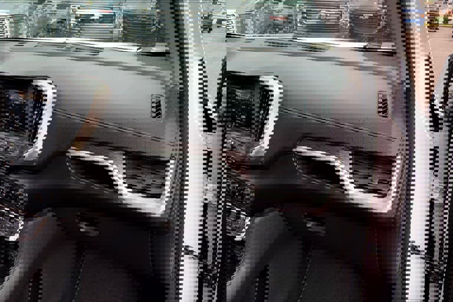 Certified 2022 GMC Terrain SLE w/ Driver Convenience Package image 16