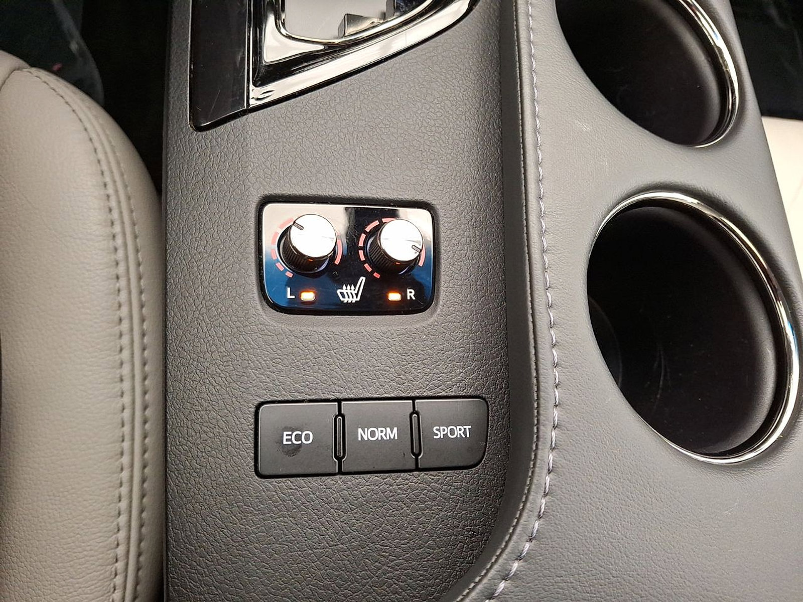 Certified 2017 Toyota Avalon XLE Premium image 19