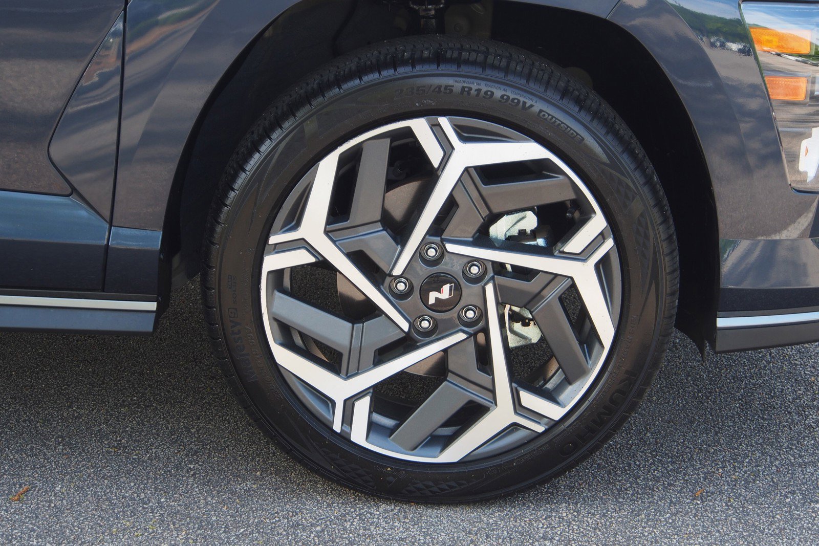 Used 2024 Hyundai Kona N Line image 9