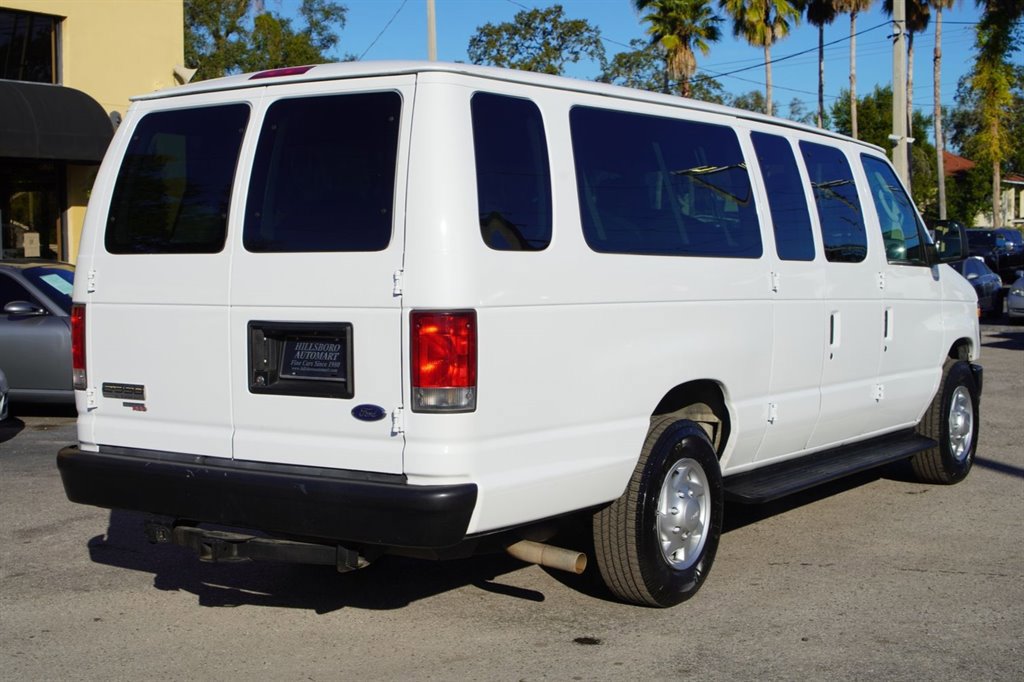 Used 2014 Ford E-350 and Econoline 350 XL w/ Interior Upgrade Package RWD image 12