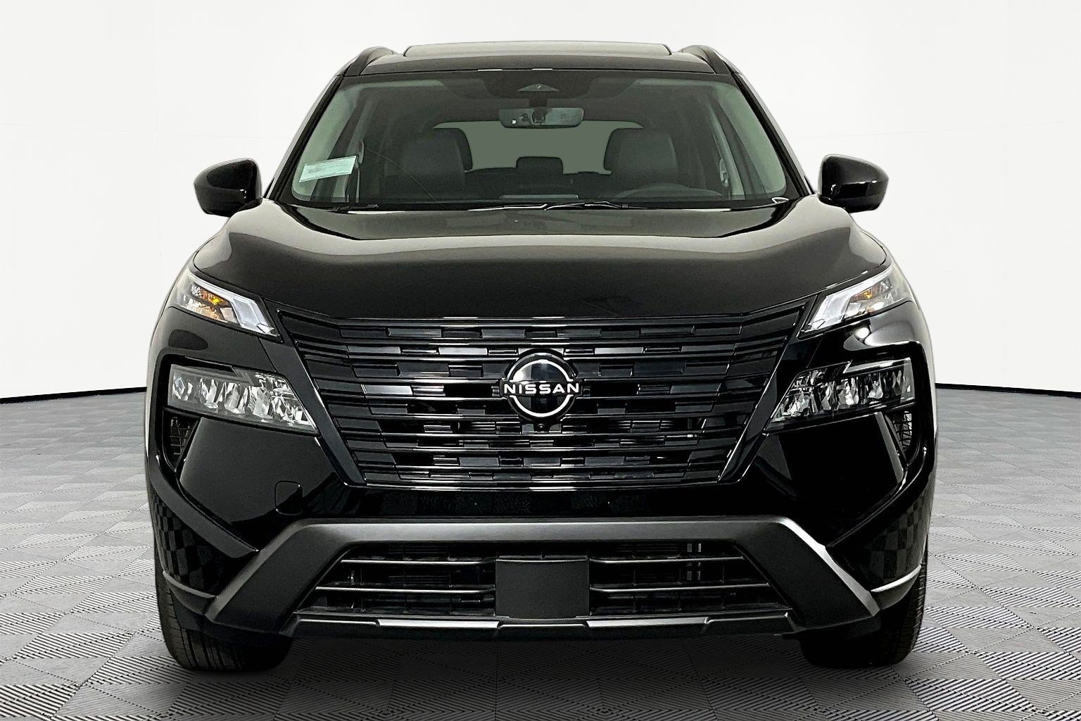 New 2026 Nissan Rogue Dark Armor AWD/4WD image 2