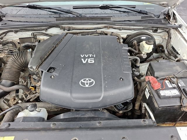 Used 2015 Toyota Tacoma 4x4 Access Cab V6 image 29
