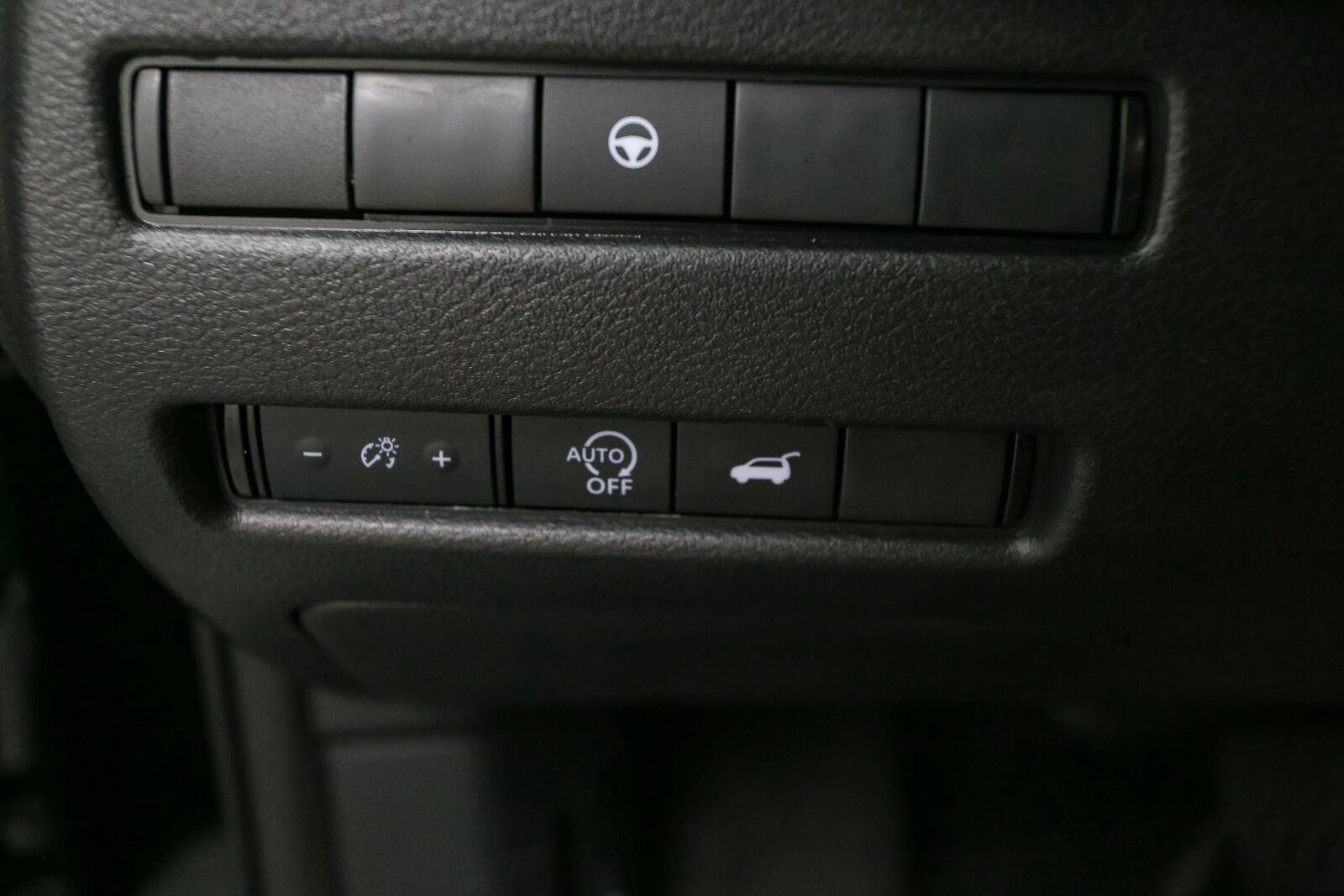 Used 2026 Nissan Rogue SV AWD/4WD image 38
