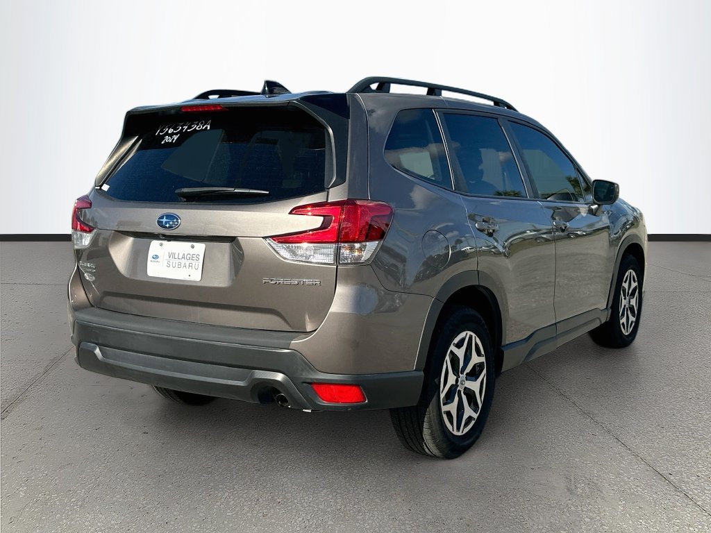 Used 2024 Subaru Forester Premium AWD/4WD image 7