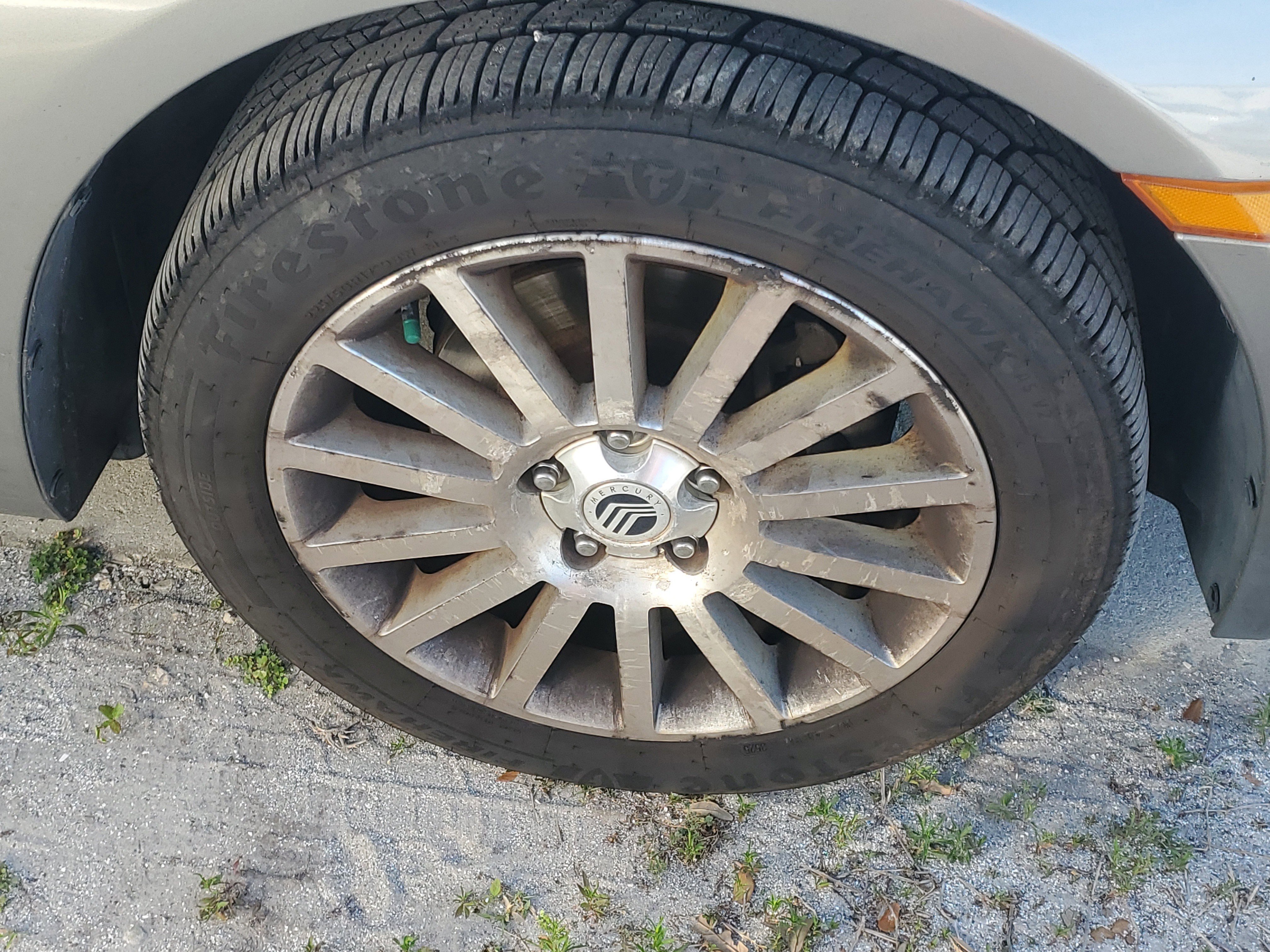 Used 2008 Mercury Milan Premier image 4