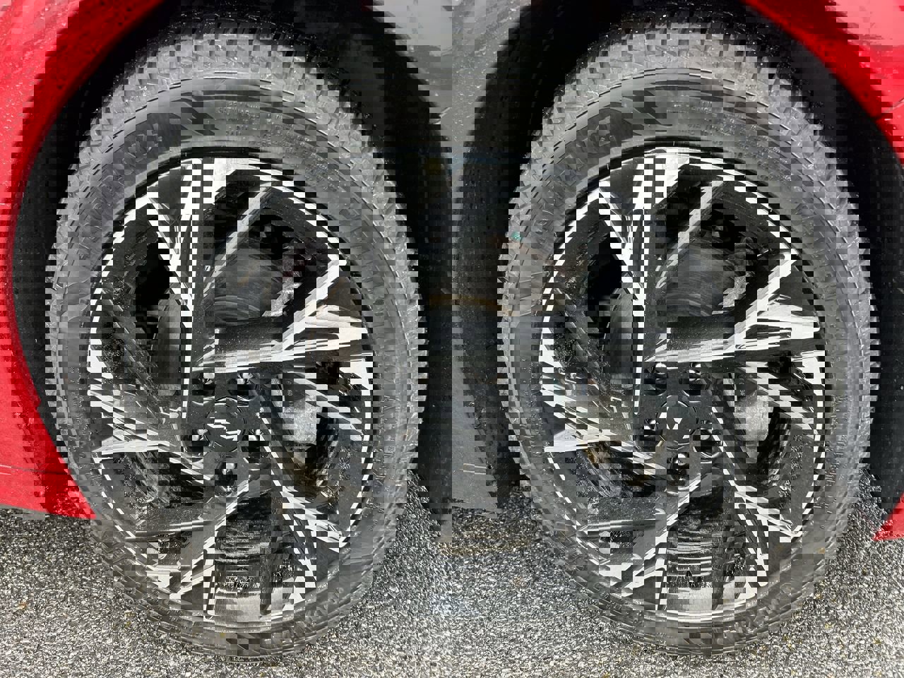 Used 2025 Kia K5 GT-Line w/ GT-Line Premium Package image 9