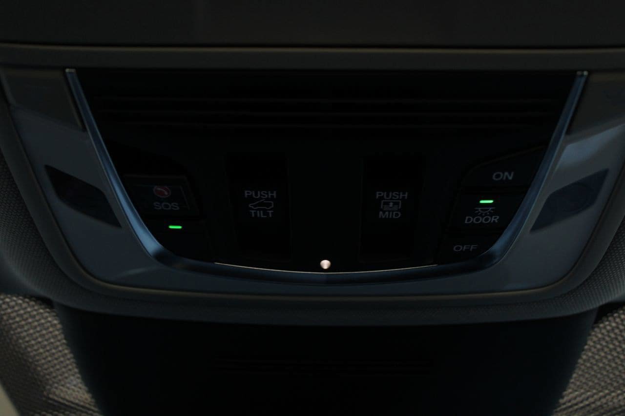 Used 2026 Acura MDX FWD image 31
