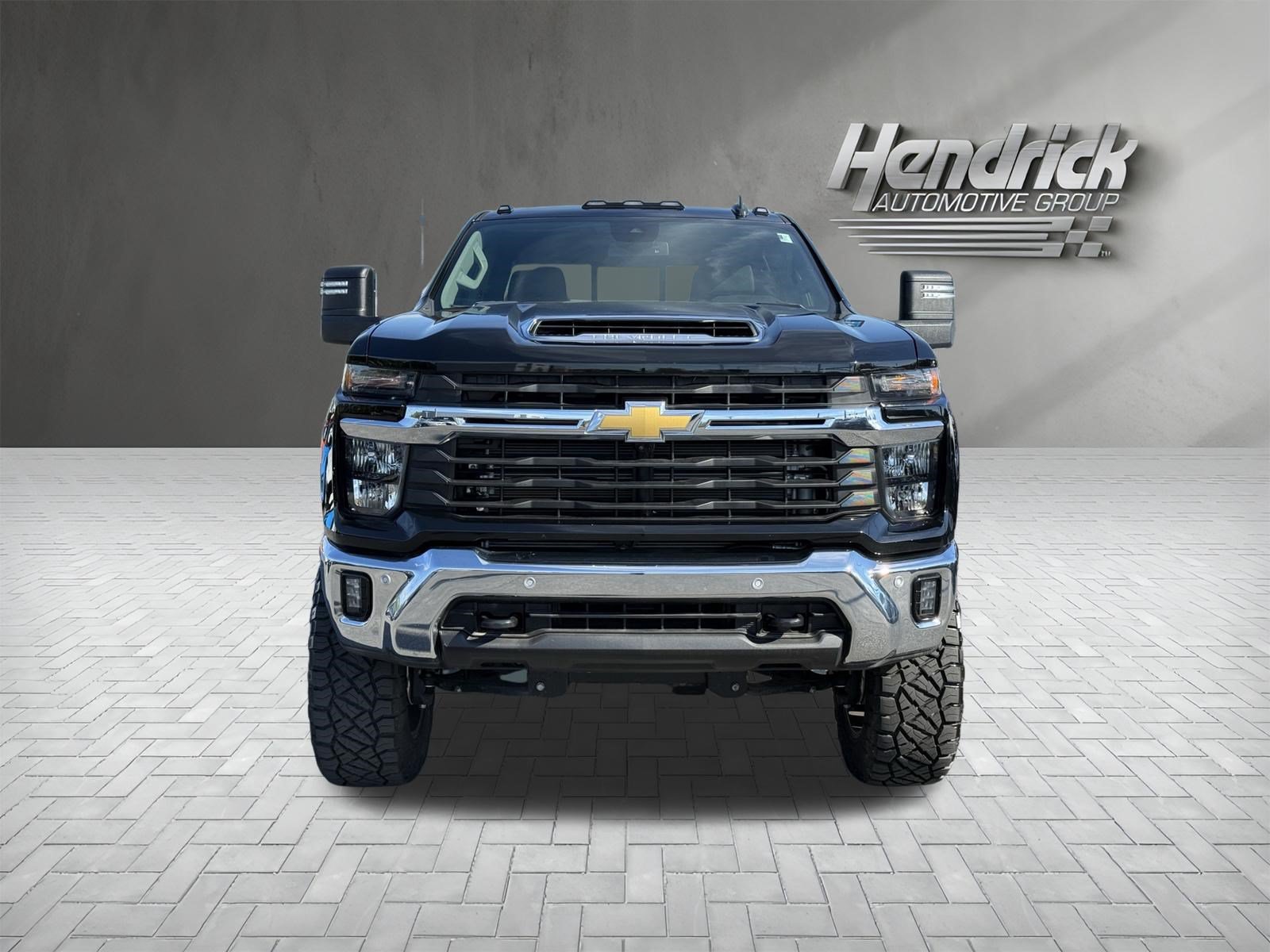 Used 2025 Chevrolet Silverado 2500 LT w/ All Star Edition AWD/4WD image 3