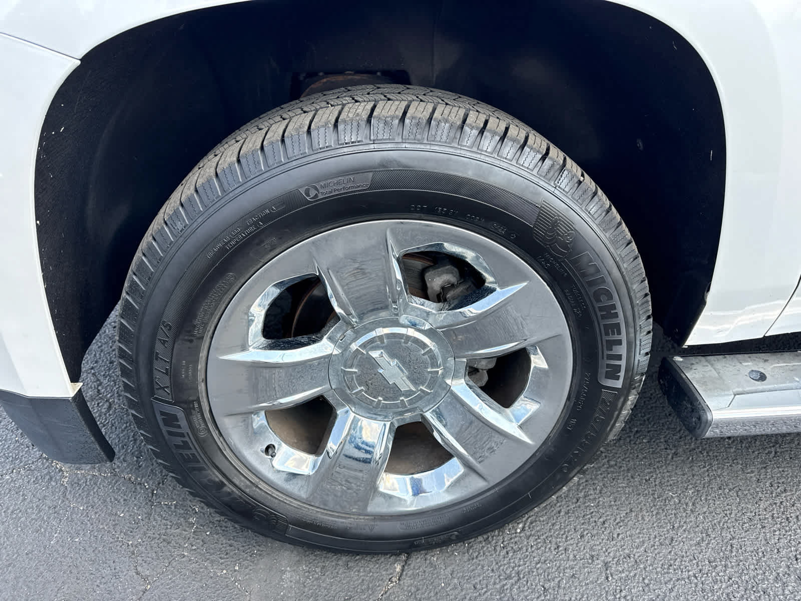 Used 2017 Chevrolet Tahoe Premier AWD/4WD image 9