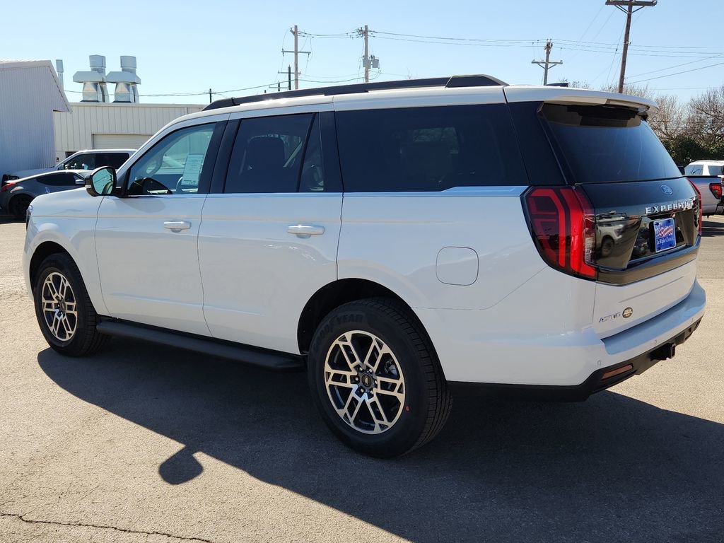 New 2026 Ford Expedition Active image 8