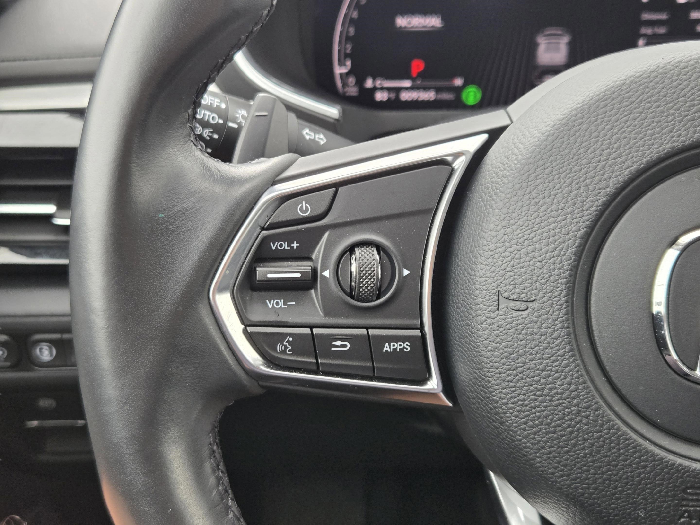 Certified 2023 Acura MDX FWD w/ Technology Package image 19