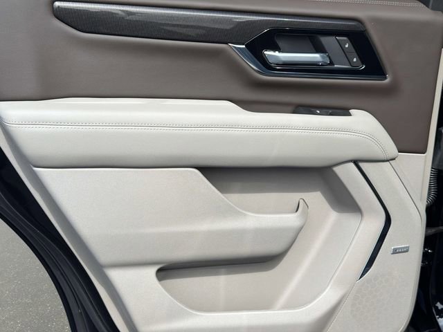 New 2026 GMC Yukon Elevation w/ Elevation Premium Package image 11