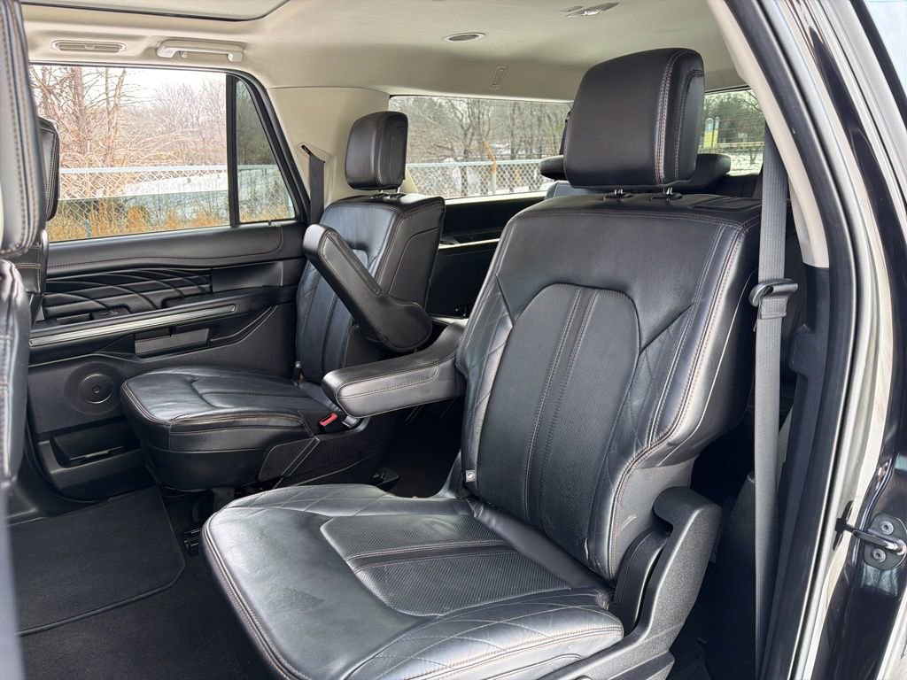 Used 2021 Ford Expedition Max Platinum AWD/4WD image 23