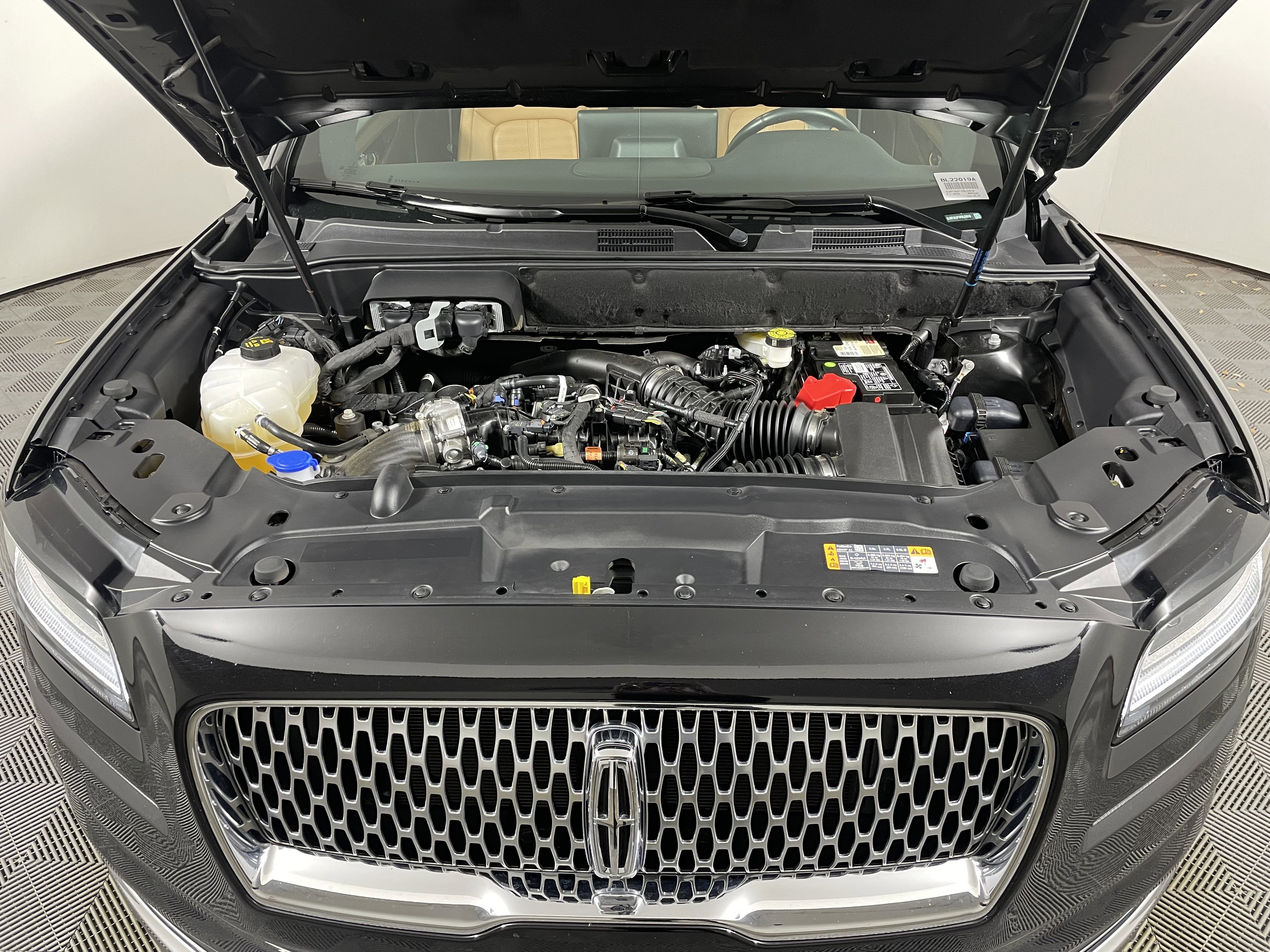 Used 2023 Lincoln Nautilus Black Label w/ Class II Trailer Tow Package image 20