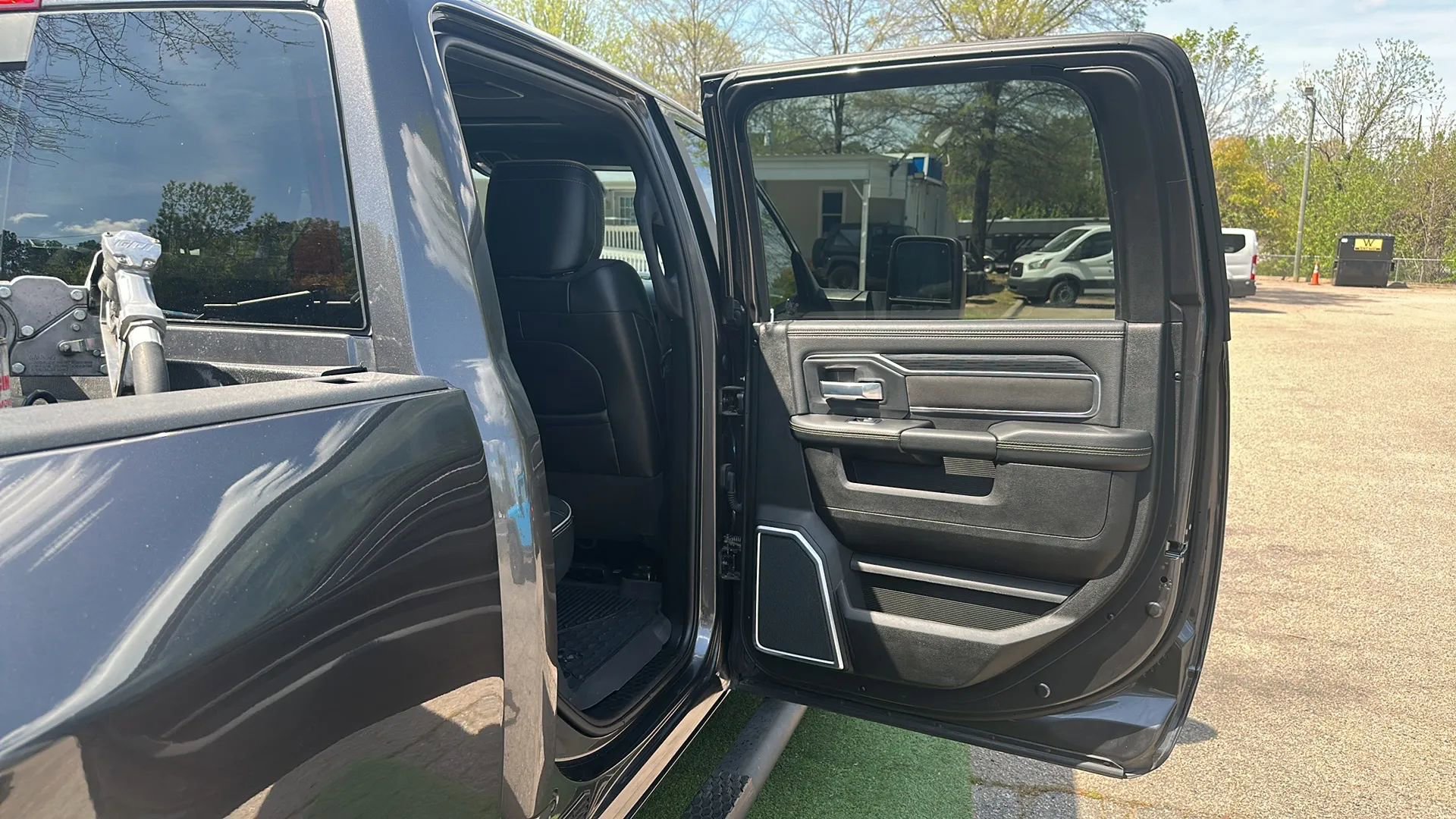 Used 2024 RAM 3500 Laramie w/ Night Edition AWD/4WD image 24