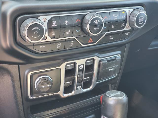 Used 2021 Jeep Wrangler Unlimited Sahara w/ LED Lighting Group AWD/4WD image 15