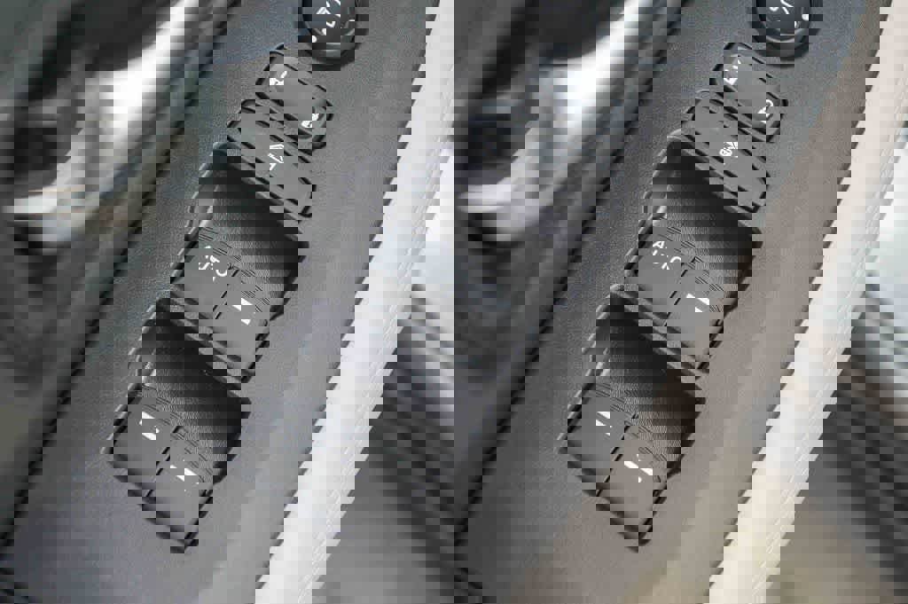 New 2026 Honda HR-V LX image 23