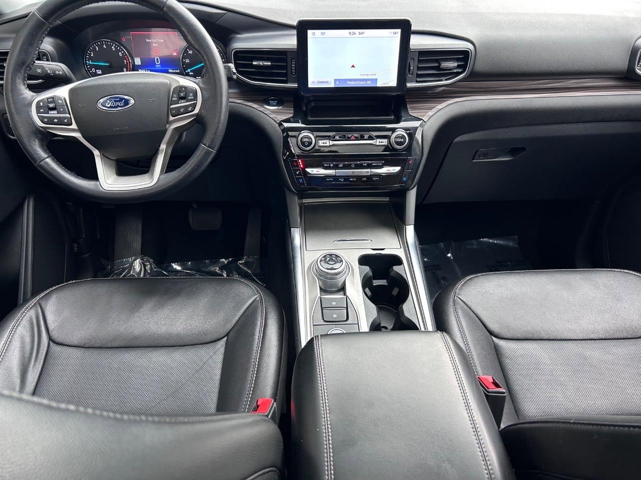 Used 2022 Ford Explorer Limited image 14