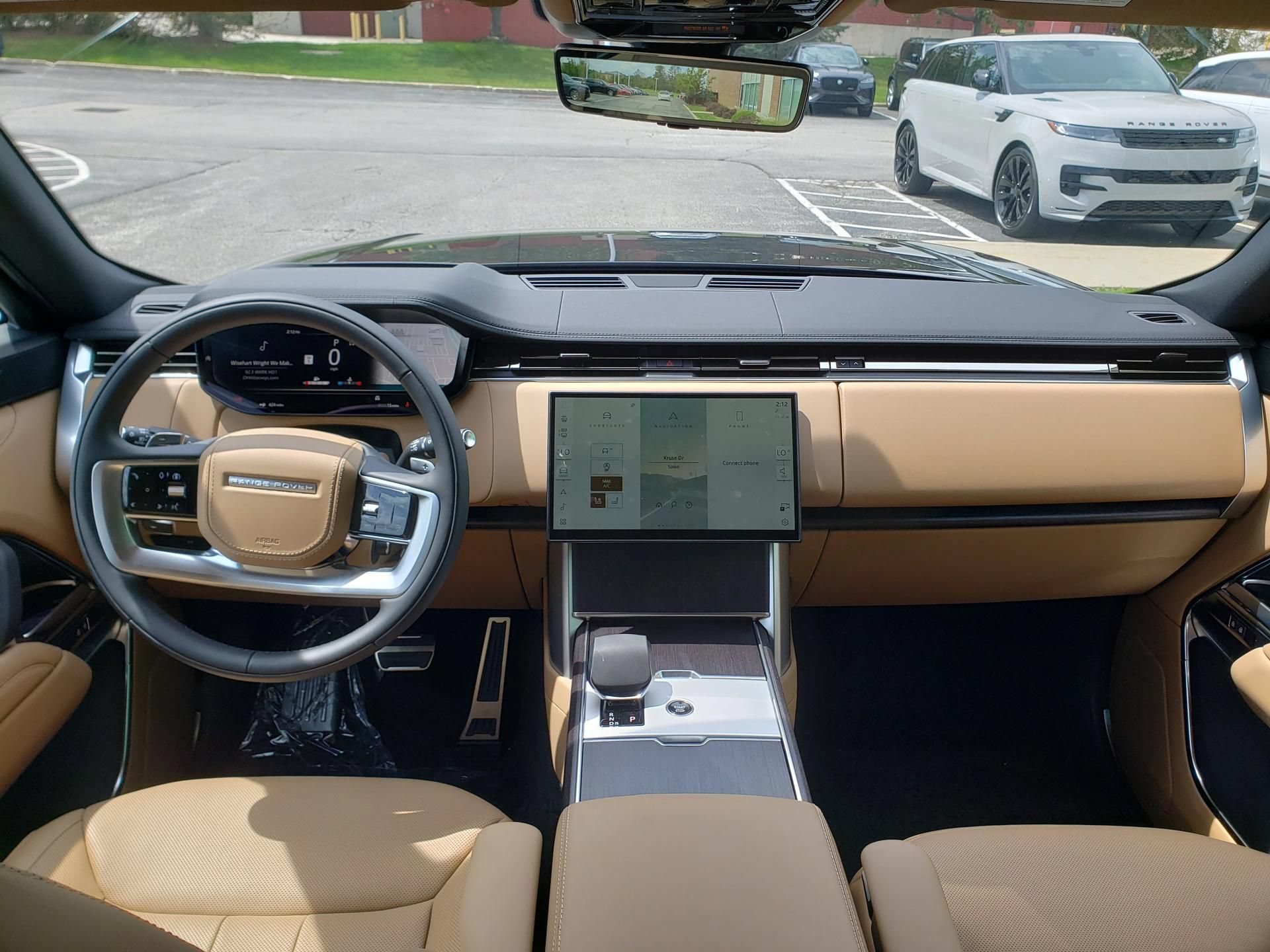 New 2026 Land Rover Range Rover SE AWD/4WD image 13