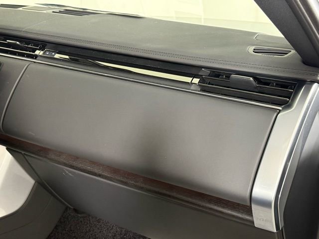 New 2025 Land Rover Range Rover SE image 33