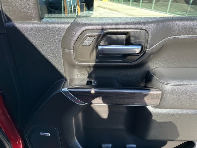 Used 2021 Chevrolet Silverado 2500 LTZ w/ LTZ Convenience Package image 11