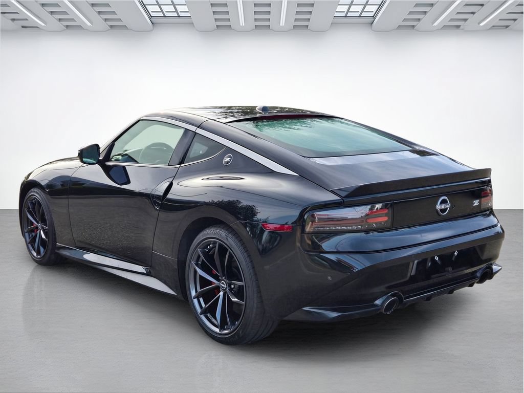 Certified 2025 Nissan Z Performance w/ Floor Mat Package RWD image 6