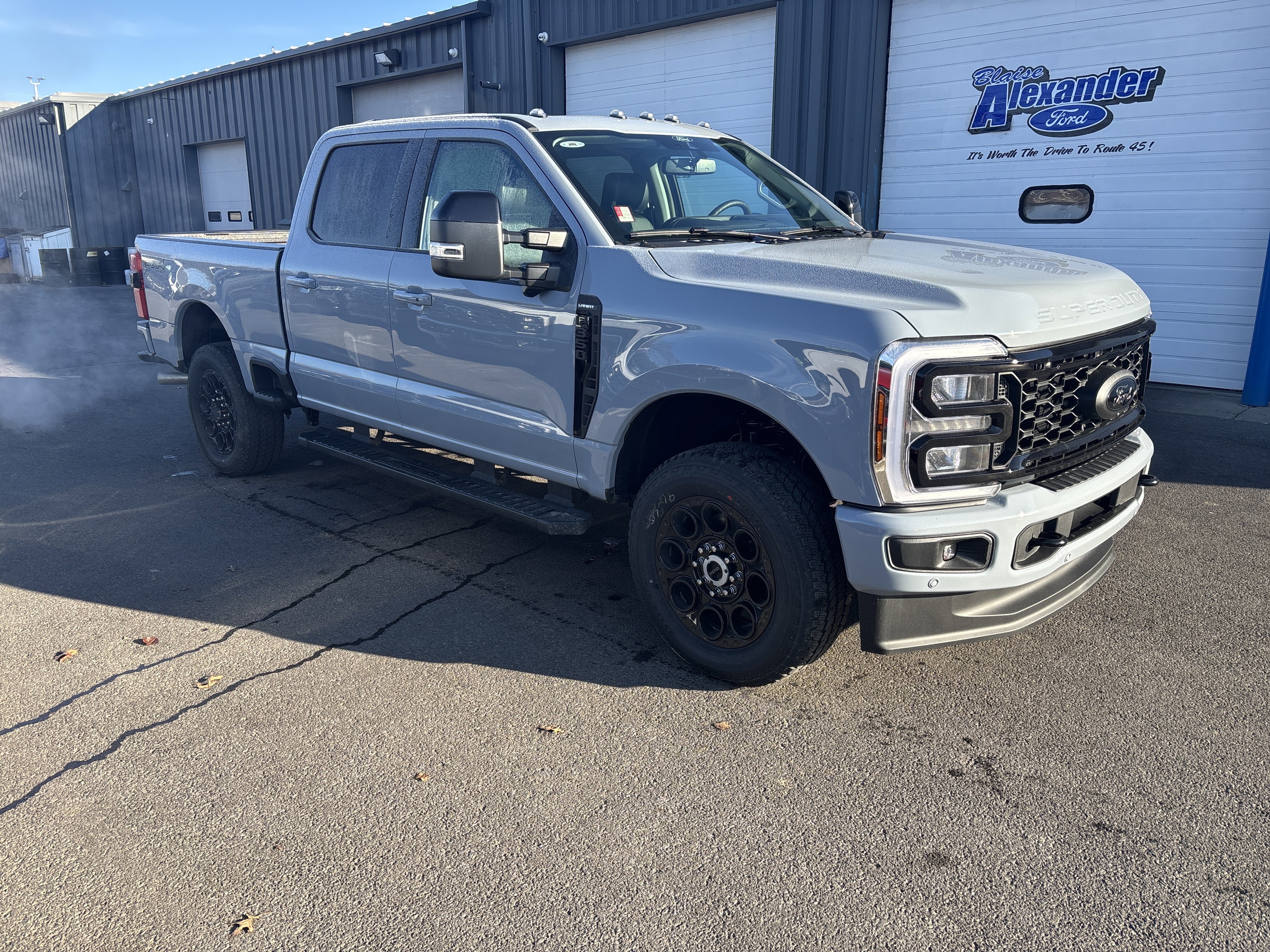 New 2026 Ford F350 Lariat w/ Black Appearance Package AWD/4WD image 1