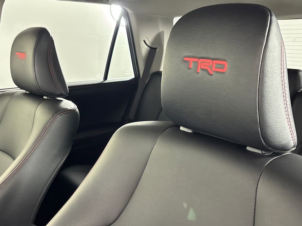 Certified 2024 Toyota 4Runner TRD Off-Road Premium w/ Moonroof Package AWD/4WD image 10
