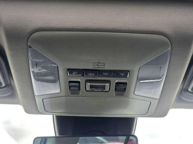 Used 2019 Toyota RAV4 Limited image 22