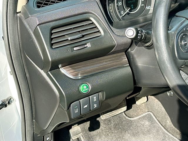 Used 2015 Honda CR-V Touring image 11