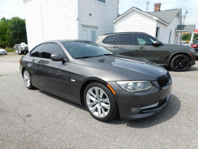 Used 2011 BMW 328i Coupe RWD image 1