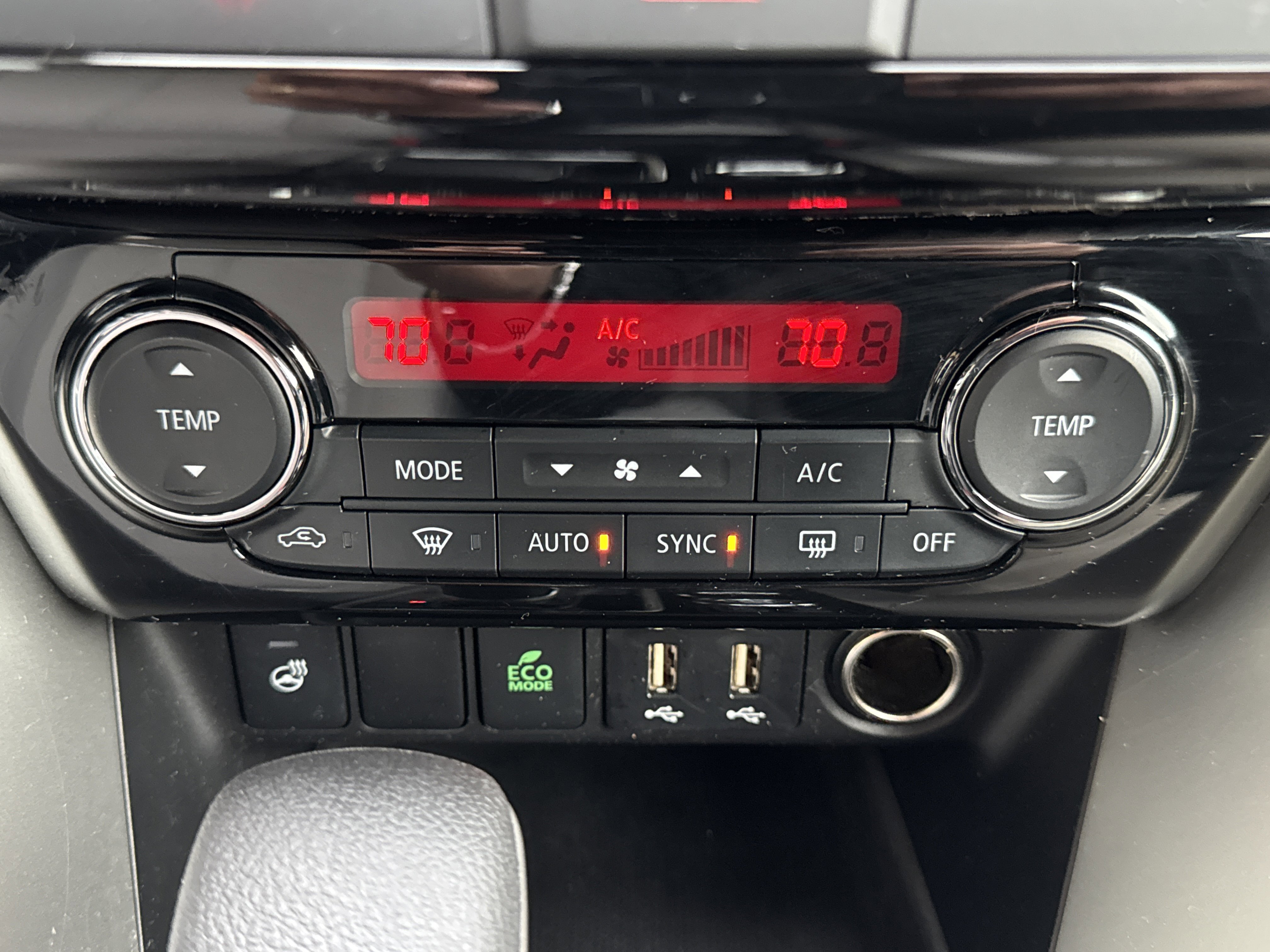 Used 2023 Mitsubishi Eclipse Cross SEL image 15