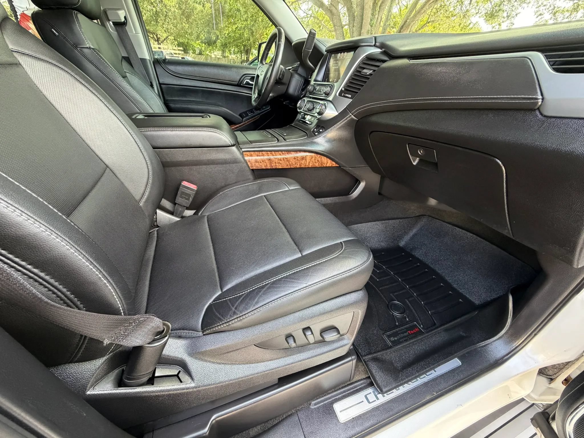 Used 2015 Chevrolet Tahoe LTZ RWD image 10