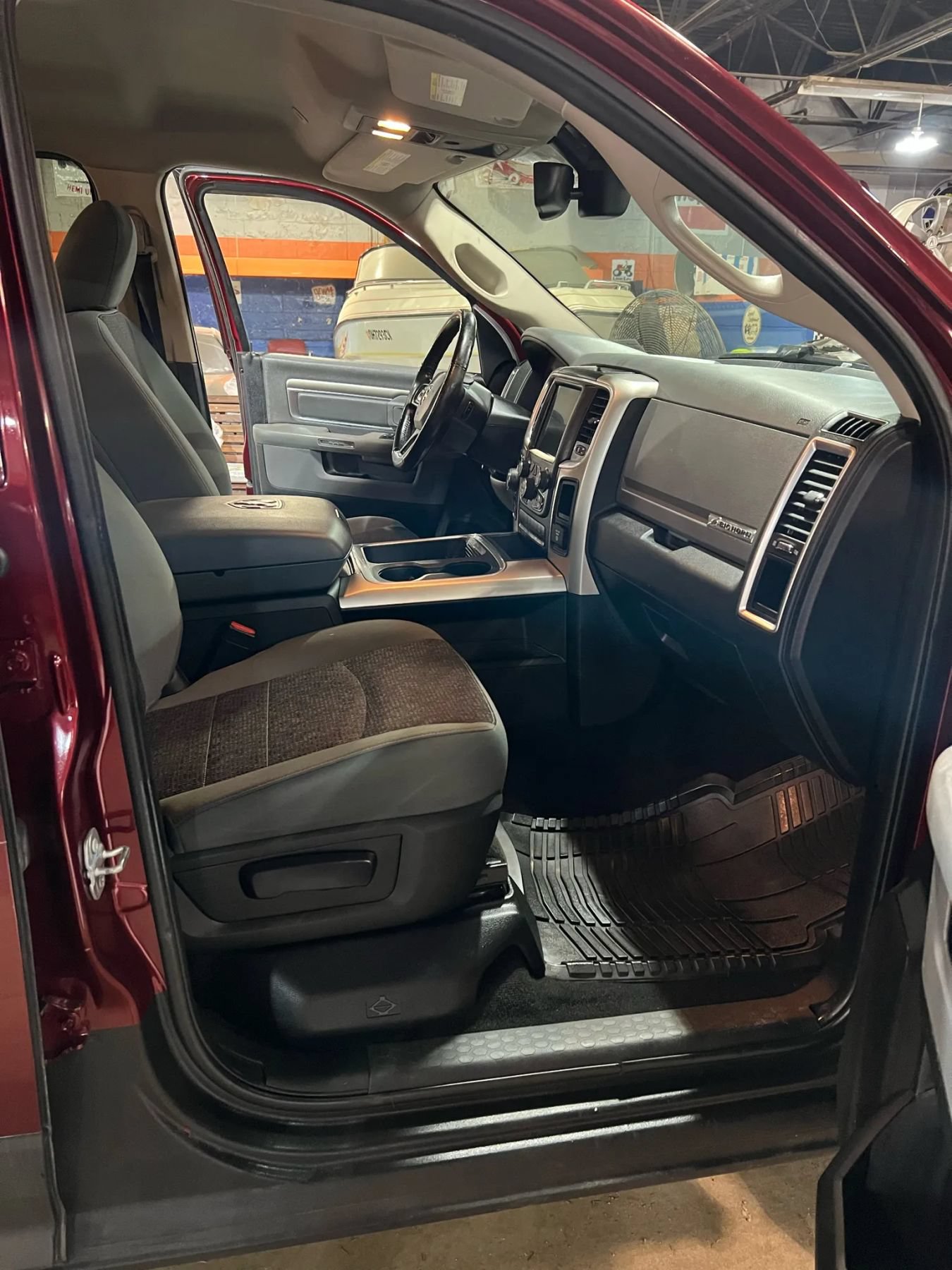 Used 2017 RAM 1500 Big Horn AWD/4WD image 16