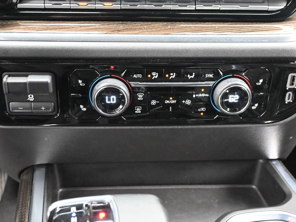 Used 2024 Chevrolet Silverado 1500 LT Trail Boss w/ LT Trail Boss Premium Package AWD/4WD image 15