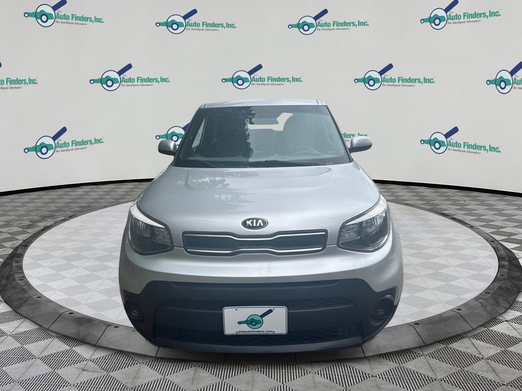 Used 2017 Kia Soul image 3