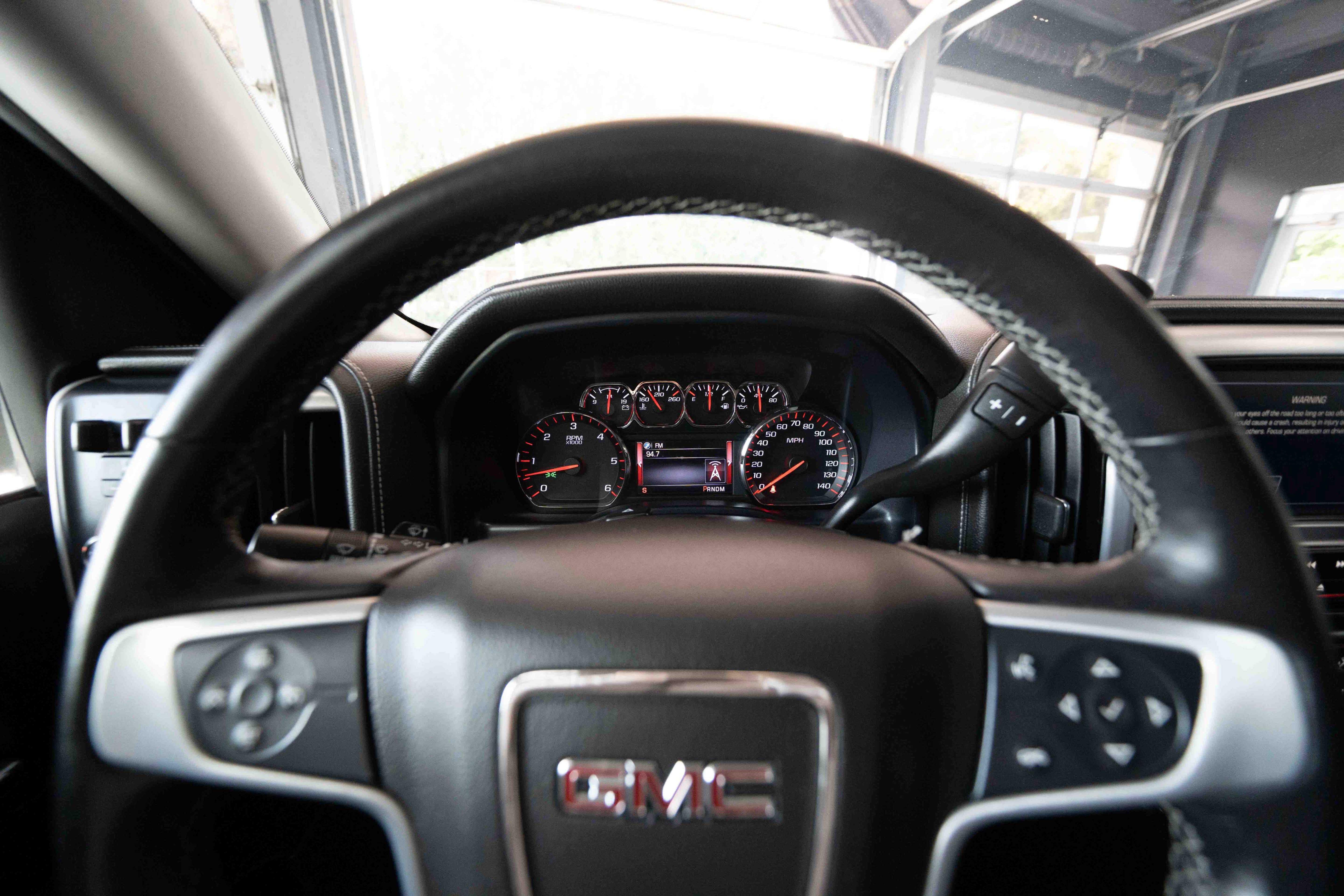 Used 2015 GMC Sierra 1500 SLE w/ SLE Value Package AWD/4WD image 15