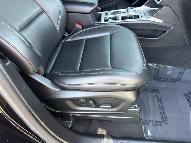 Used 2023 Ford Explorer XLT w/ Equipment Group 202A image 16